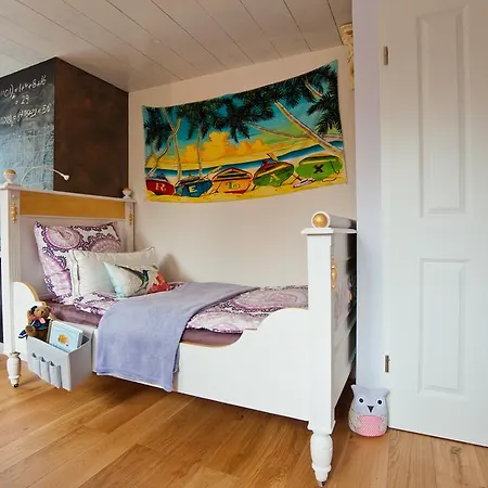 Holiday home Hr Am Honigbach